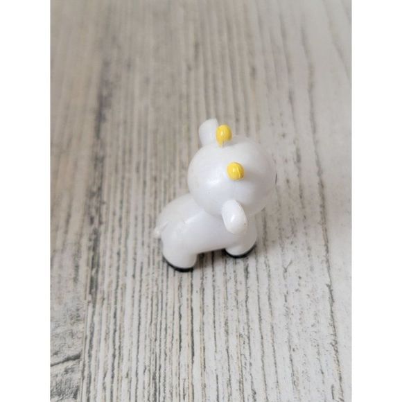 Mini cow Farm doll accessory toy figure animal - Picture 2 of 4